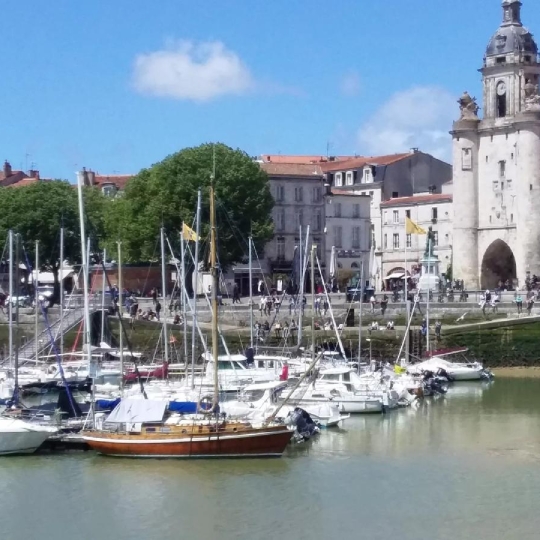  Marie-Paule GUILLEMET immobilier : Local / Bureau | LA ROCHELLE (17000) | 100 m2 | 450 000 € 