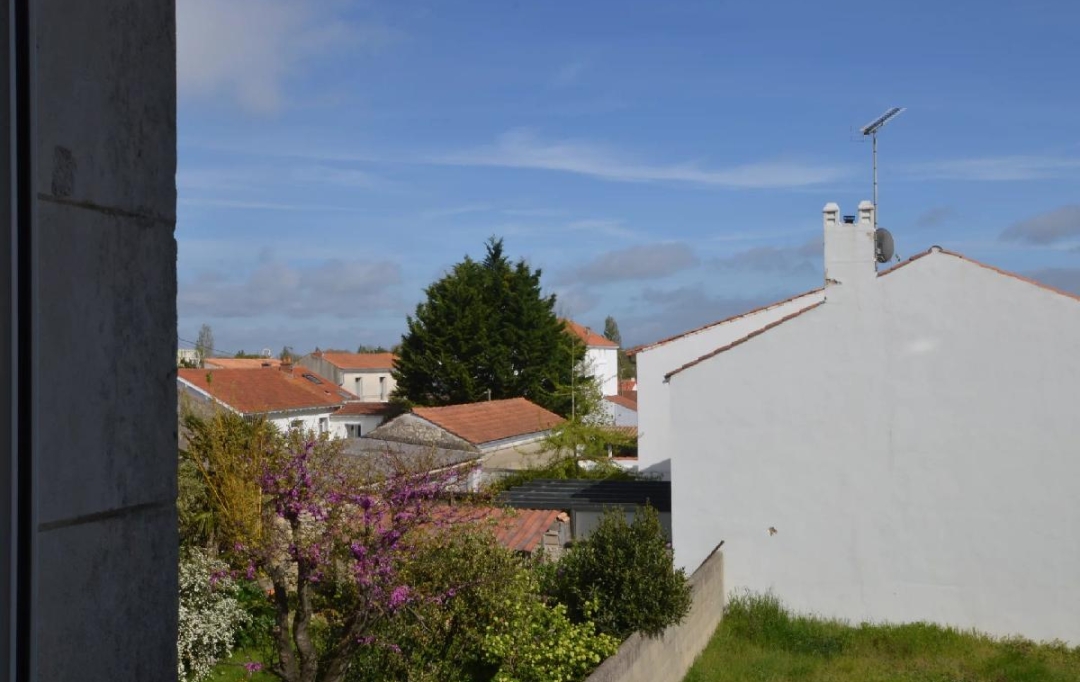 Marie-Paule GUILLEMET immobilier : Appartement | LA ROCHELLE (17000) | 37 m2 | 204 880 € 