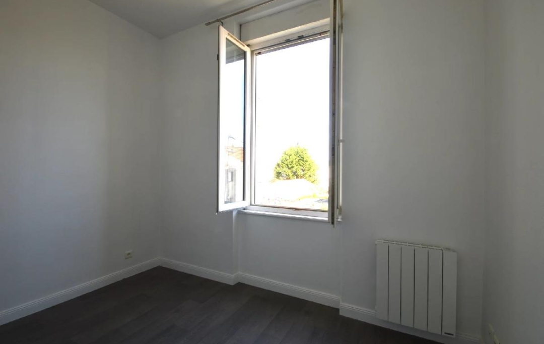 Marie-Paule GUILLEMET immobilier : Appartement | LA ROCHELLE (17000) | 37 m2 | 204 880 € 